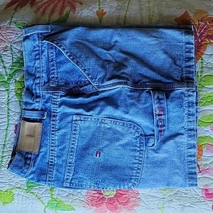 Tommy Hilfiger Painters Jean Shorts, Size 4, Inseam 4 1/2